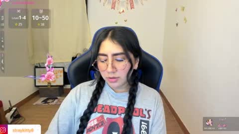 Snapshot of innocentchurchgirlll chatting on 04/07/26, 10:42 Luna online show from 04/07/26, 10:42