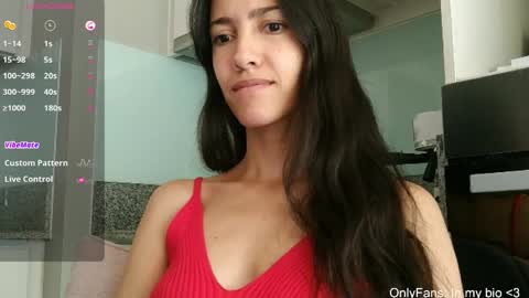 Laroa online show from 04/10/26, 07:18