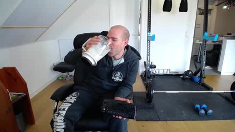 Snapshot of insanemaxxx chatting on 12/13/24, 12:50 insanemaxxx online show from 12/13/24, 12:50