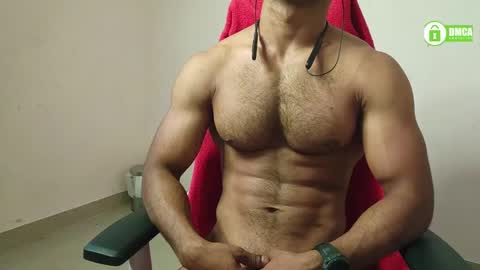 Snapshot of insanestud_miles chatting on 02/06/25, 04:21 Miles online show from 02/06/25, 04:21