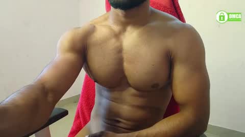 Snapshot of insanestud_miles chatting on 02/18/25, 06:15 Miles online show from 02/18/25, 06:15