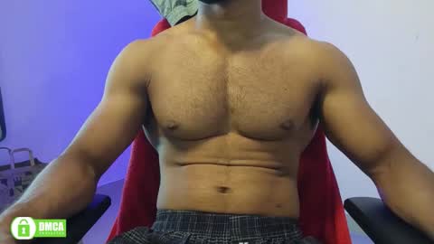 Snapshot of insanestud_miles chatting on 09/09/25, 04:56 Miles online show from 09/09/25, 04:56