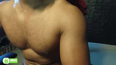 Snapshot of insanestud_miles chatting on 07/04/26, 04:18 Miles online show from 07/04/26, 04:18