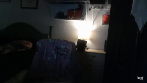 insatiable_veronica online show from 12/03/25, 05:00