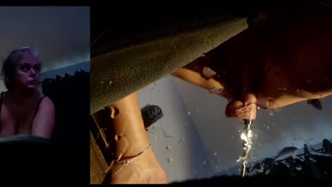 InsatiableCpl333 online show from 02/19/25, 09:58