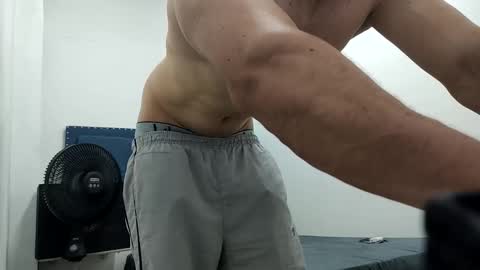 Snapshot of insistente chatting on 11/28/25, 03:14 INSTAGRAM camilodlx online show from 11/28/25, 03:14