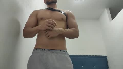 INSTAGRAM  camilodlx online show from 12/05/25, 07:43