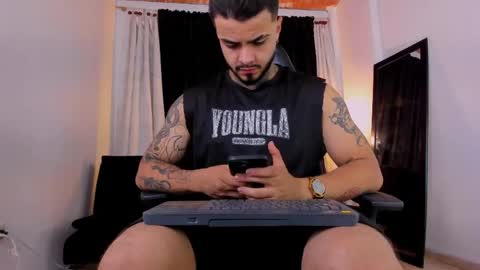 Brayan Chavez online show from 04/01/26, 02:45