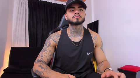 Brayan Chavez online show from 04/12/26, 02:05