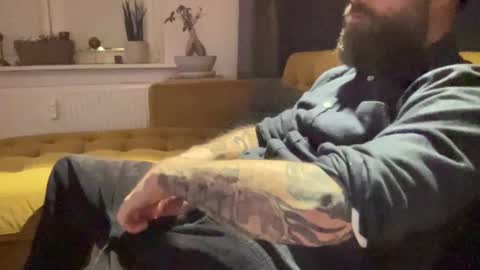Snapshot of inspectorgagshit chatting on 02/03/25, 10:32 One Love online show from 02/03/25, 10:32