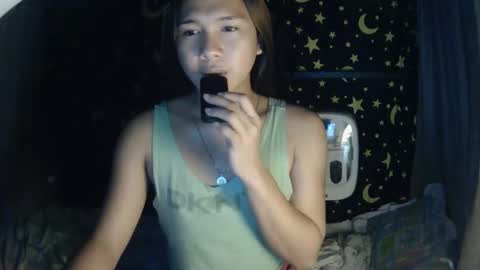 Snapshot of insulting_whoreifica chatting on 01/05/25, 04:06 MAXINE online show from 01/05/25, 04:06