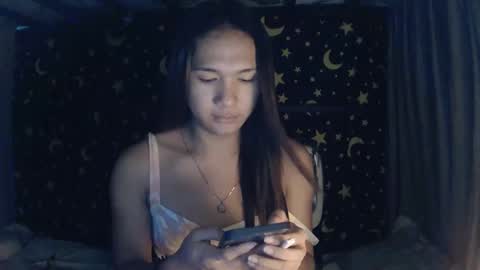 Snapshot of insulting_whoreifica chatting on 01/17/25, 06:36 MAXINE online show from 01/17/25, 06:36