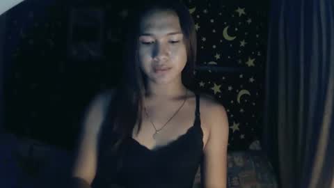 Snapshot of insulting_whoreifica chatting on 01/20/25, 08:30 MAXINE online show from 01/20/25, 08:30