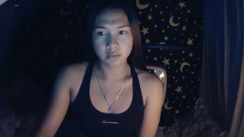 Snapshot of insulting_whoreifica chatting on 01/29/25, 05:51 MAXINE online show from 01/29/25, 05:51