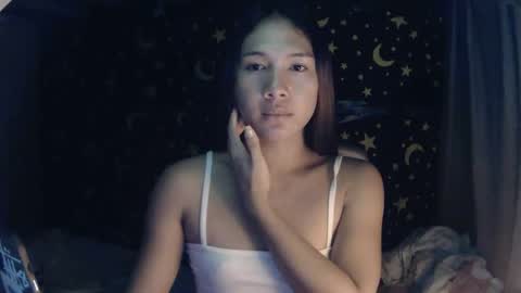 Snapshot of insulting_whoreifica chatting on 02/24/25, 06:15 MAXINE online show from 02/24/25, 06:15