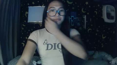 MAXINE online show from 12/14/25, 06:19