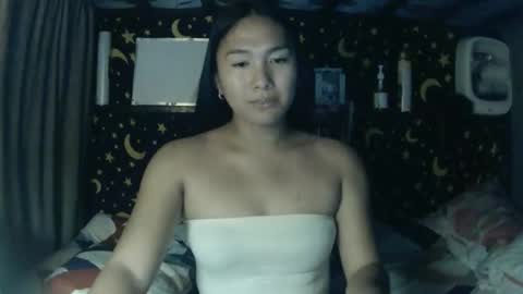 MAXINE online show from 04/16/26, 04:41