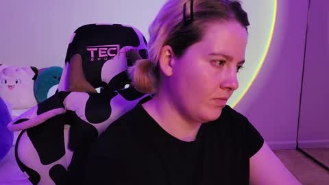 Faye online show from 12/15/24, 06:26