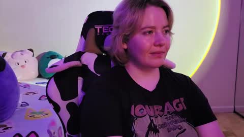 Faye online show from 12/29/24, 04:59