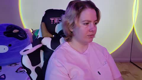 Faye online show from 01/31/25, 02:48