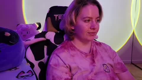 Faye online show from 02/11/25, 08:26