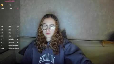 Bernadette  Join  online show from 02/01/26, 04:33