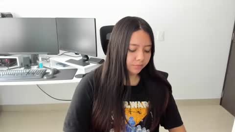 Iris 3 online show from 01/10/26, 06:53