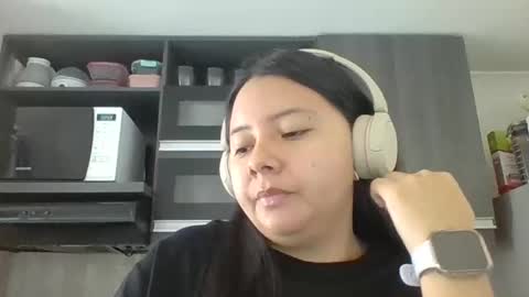 Iris 3 online show from 04/23/26, 02:52