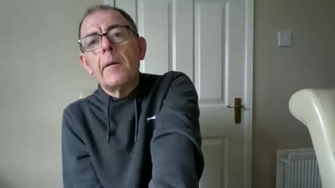 inthemood63 online show from 10/13/25, 04:07