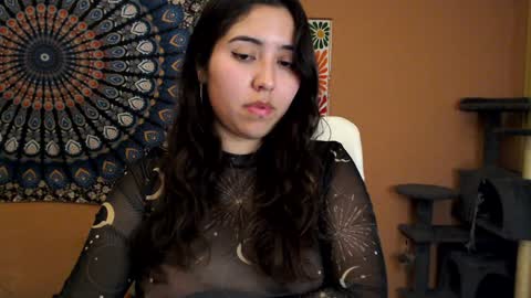 Snapshot of intimatetales chatting on 01/11/25, 07:05 Africa online show from 01/11/25, 07:05