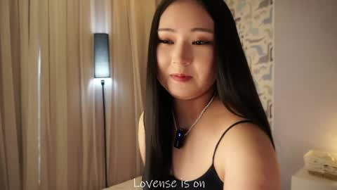 Snapshot of iolaselley chatting on 05/03/26, 11:05 Tesha online show from 05/03/26, 11:05