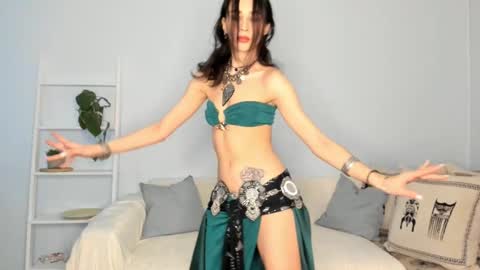 Irene online show from 03/10/25, 03:30