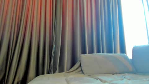 Snapshot of irenevon chatting on 01/17/25, 07:51 Ir s room online show from 01/17/25, 07:51