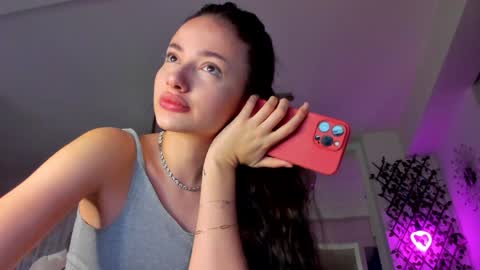 Snapshot of irenevon chatting on 01/31/25, 05:30 Ir s room online show from 01/31/25, 05:30