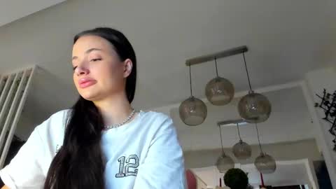 Ir s room online show from 11/16/25, 06:19