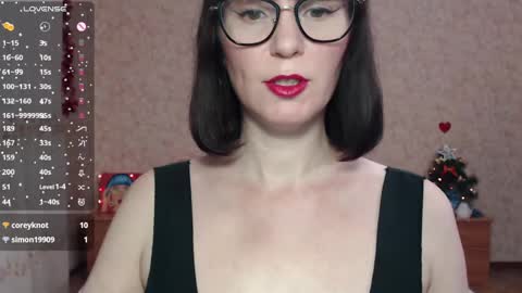 IrenLarasani online show from 12/19/24, 09:18