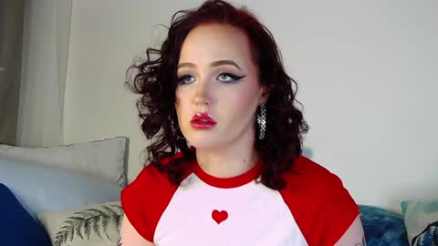 Snapshot of irinaart chatting on 12/15/24, 04:04 Irina online show from 12/15/24, 04:04