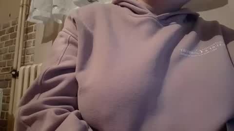 Snapshot of irinnak chatting on 02/24/25, 03:42 IrinnaK online show from 02/24/25, 03:42