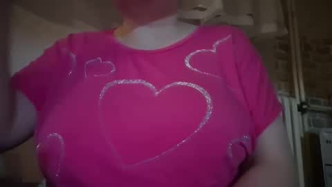 Snapshot of irinnak chatting on 11/30/25, 04:00 IrinnaK online show from 11/30/25, 04:00