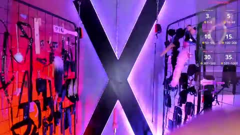 iris_cinthia_bdsm online show from 06/13/26, 03:04