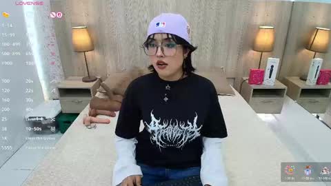 Snapshot of iris_gomez chatting on 05/25/26, 07:31 Iris online show from 05/25/26, 07:31
