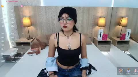Snapshot of iris_gomez chatting on 05/29/26, 07:45 Iris online show from 05/29/26, 07:45
