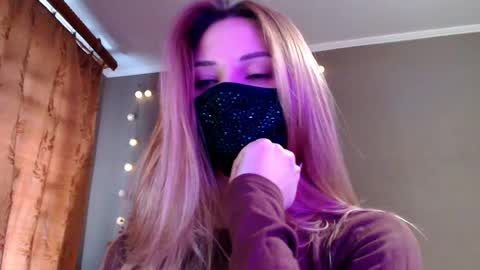 Lily online show from 04/20/26, 03:04