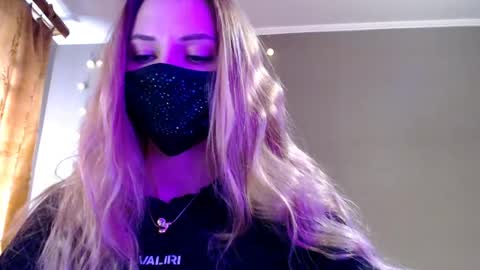 Lily online show from 04/21/26, 02:56