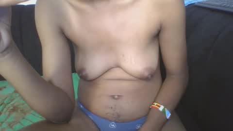 iris_love_2 online show from 01/23/25, 01:35