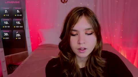 Iris  online show from 09/21/25, 10:39