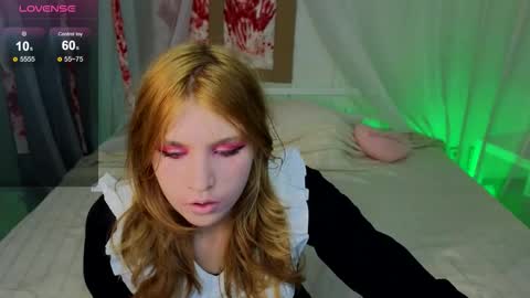 Snapshot of iris_rain chatting on 10/18/25, 10:27 Iris online show from 10/18/25, 10:27