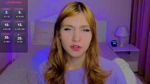 Snapshot of iris_rain chatting on 11/10/25, 10:25 Iris online show from 11/10/25, 10:25