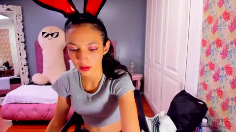 Iris online show from 02/13/25, 06:27