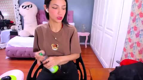 Iris online show from 02/22/25, 11:35